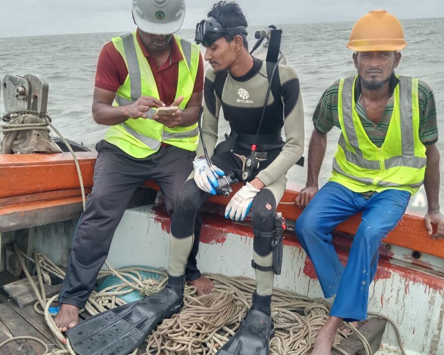 Vessel and cargo survey attendance